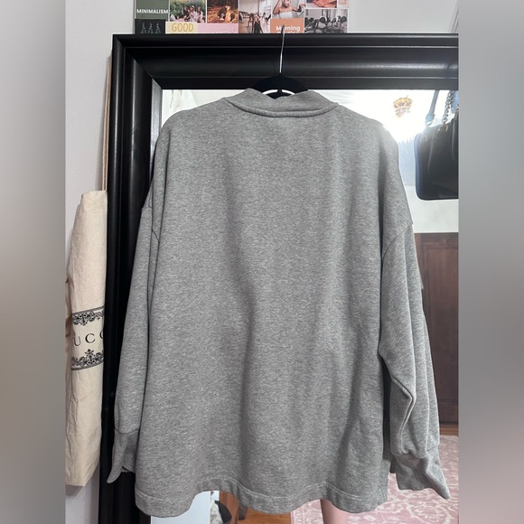 Women’s Embroidered Nike Zip Sweater. Fit is oversized. - Picture 4 of 5